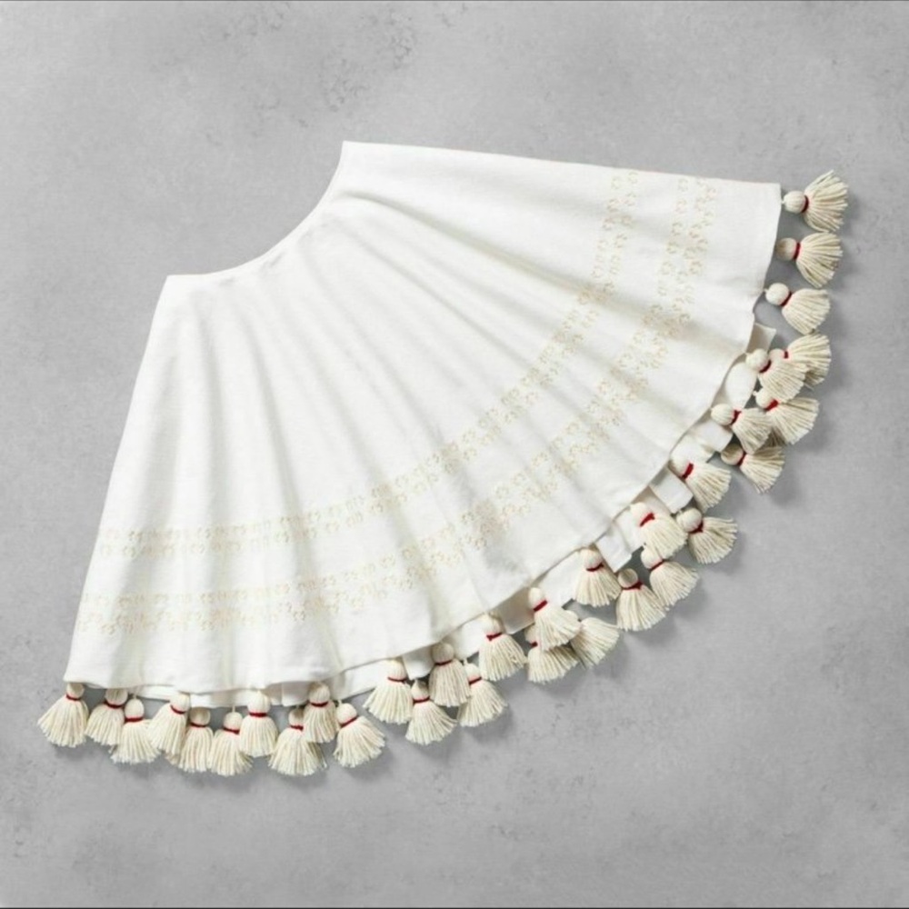 Hearth & Hand w Magnolia Christmas Elegant White Tassel Tree Skirt